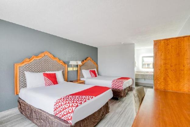 hotel elev8