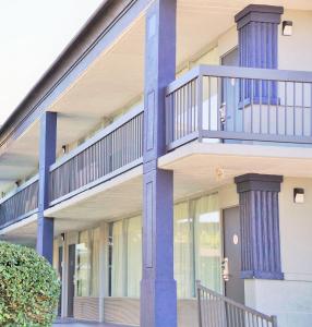 hotel elev8