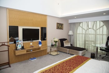 jiangmen gladden hotel