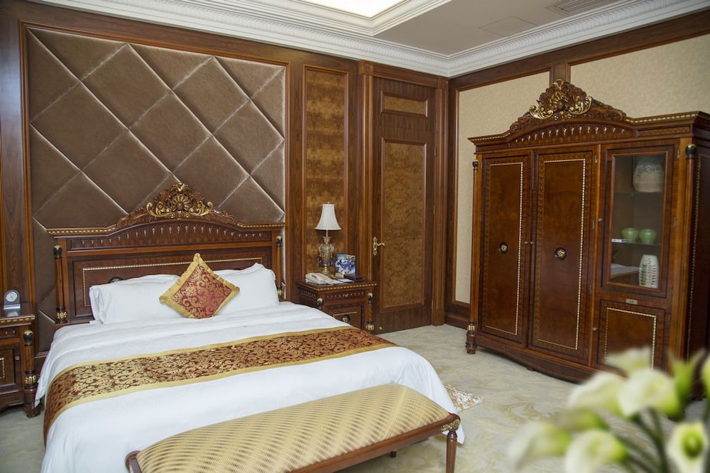 jiangmen gladden hotel