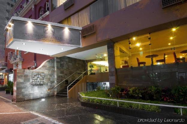 selina posada miraflores