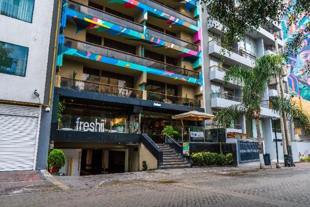 selina posada miraflores