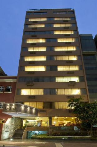 selina posada miraflores