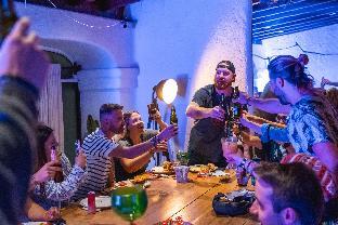 selina posada miraflores