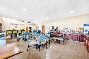 comfort inn and suites pueblo