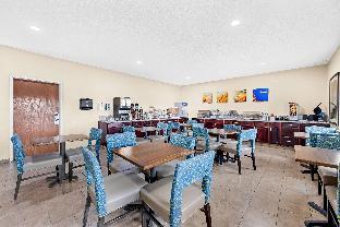 comfort inn and suites pueblo
