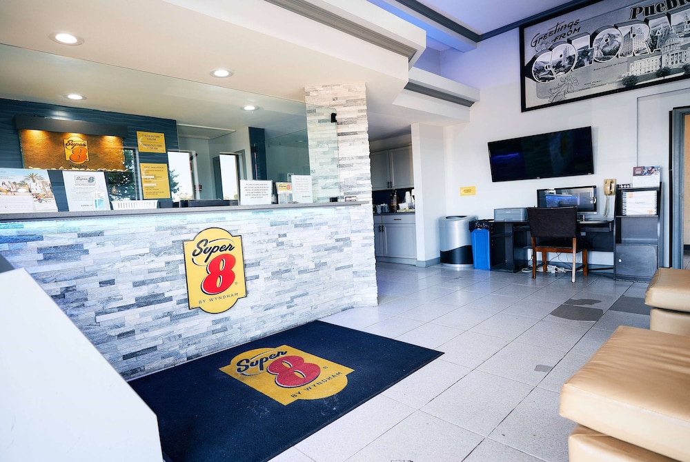 super 8 by wyndham pueblo