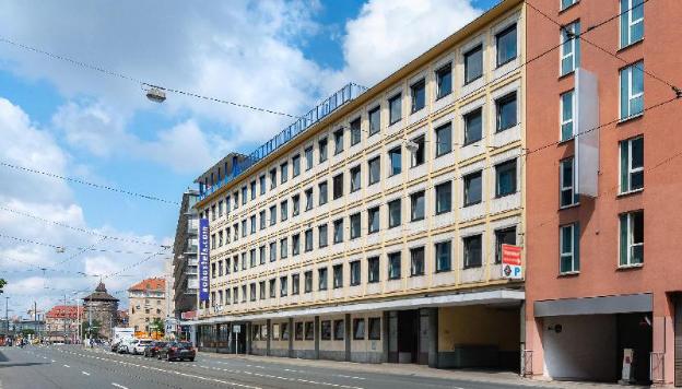 aando nuernberg hauptbahnhof