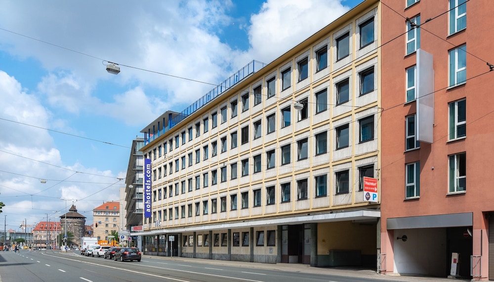 aando nuernberg hauptbahnhof