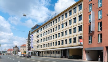 aando nuernberg hauptbahnhof