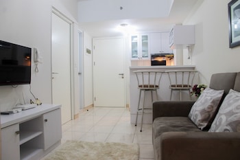 exclusive 2br springlake summarecon bekasi apartment