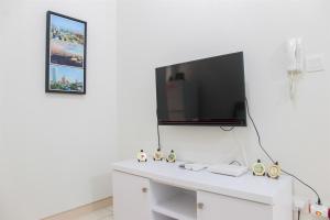 exclusive 2br springlake summarecon bekasi apartment