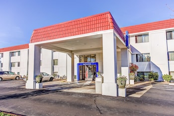 Motel 6 Portland, Or - Tigard West,King City>>Greenburg,2 star