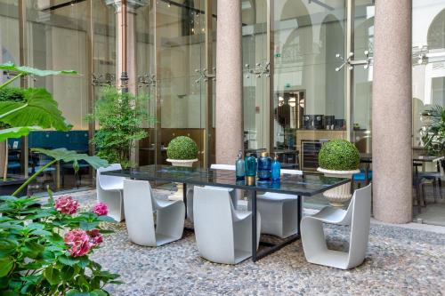 hotel indigo milan corso monforte an ihg hotel