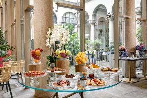 hotel indigo milan corso monforte an ihg hotel