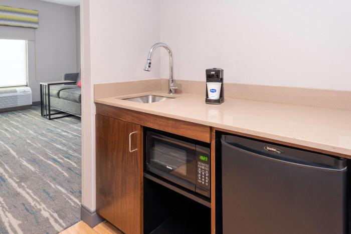 hampton inn coventry warwick area