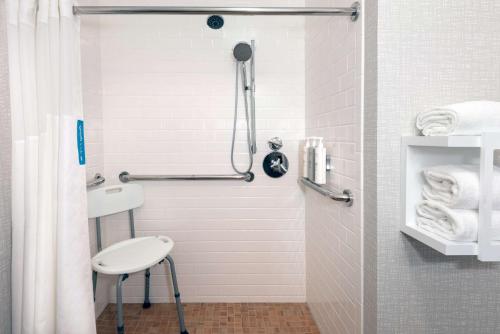 hampton inn coventry warwick area