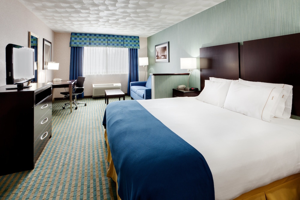 holiday inn express and suites by ihg