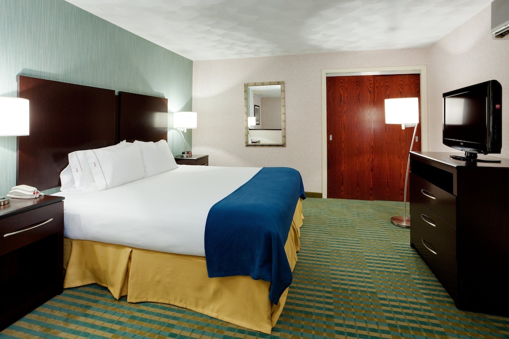 holiday inn express and suites by ihg