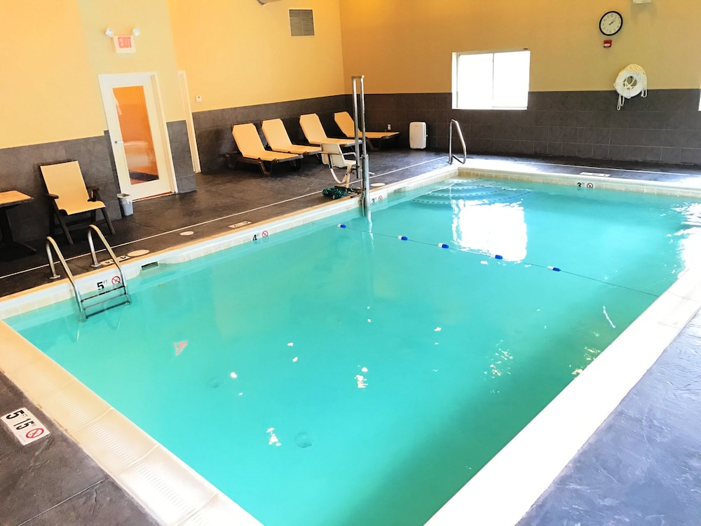 holiday inn express and suites by ihg