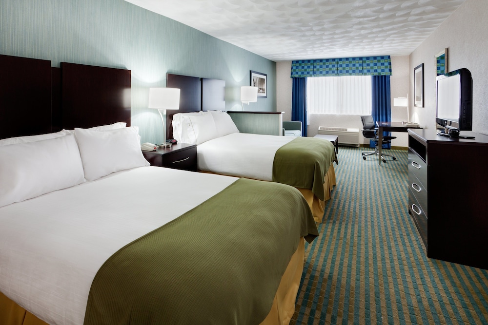 holiday inn express and suites by ihg