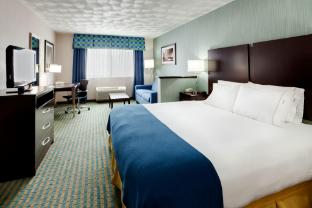 holiday inn express and suites by ihg