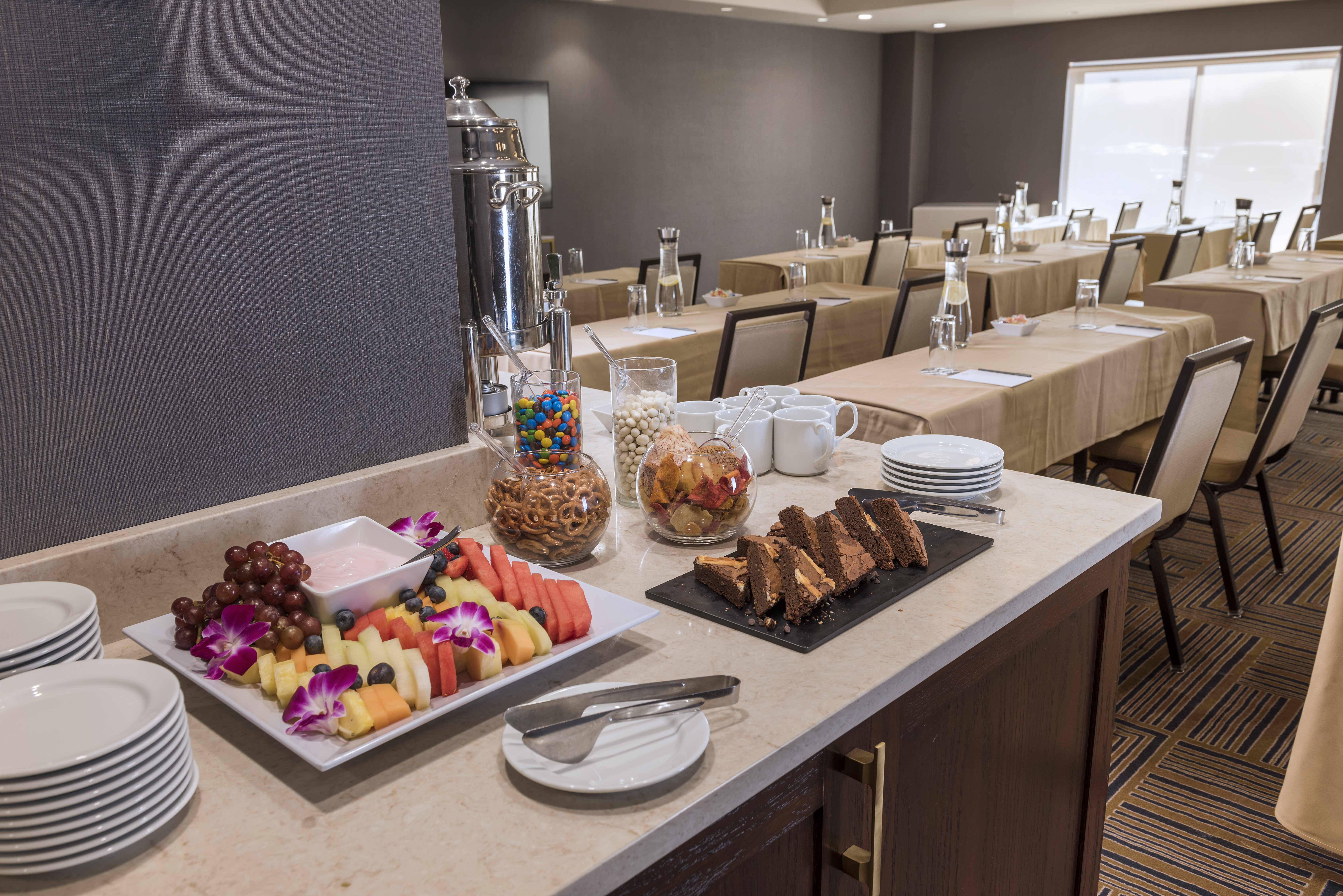 crowne plaza providence warwick airport by ihg
