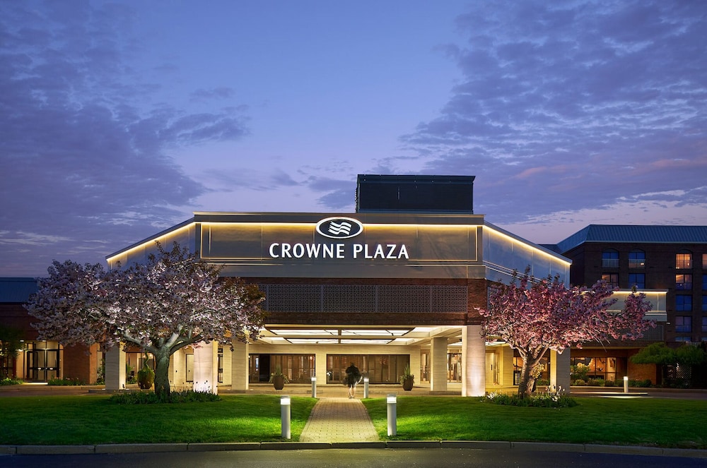 crowne plaza providence warwick airport by ihg