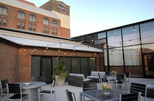 crowne plaza providence warwick airport by ihg