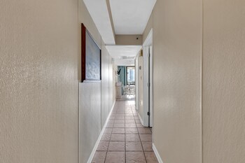 hosteeva oceanview condos