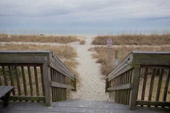 hosteeva oceanview condos