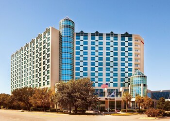 hosteeva oceanview condos