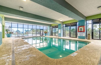 Hosteeva Oceanview Condos,,3.5 star