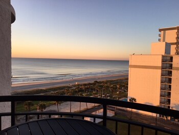 hosteeva oceanview condos