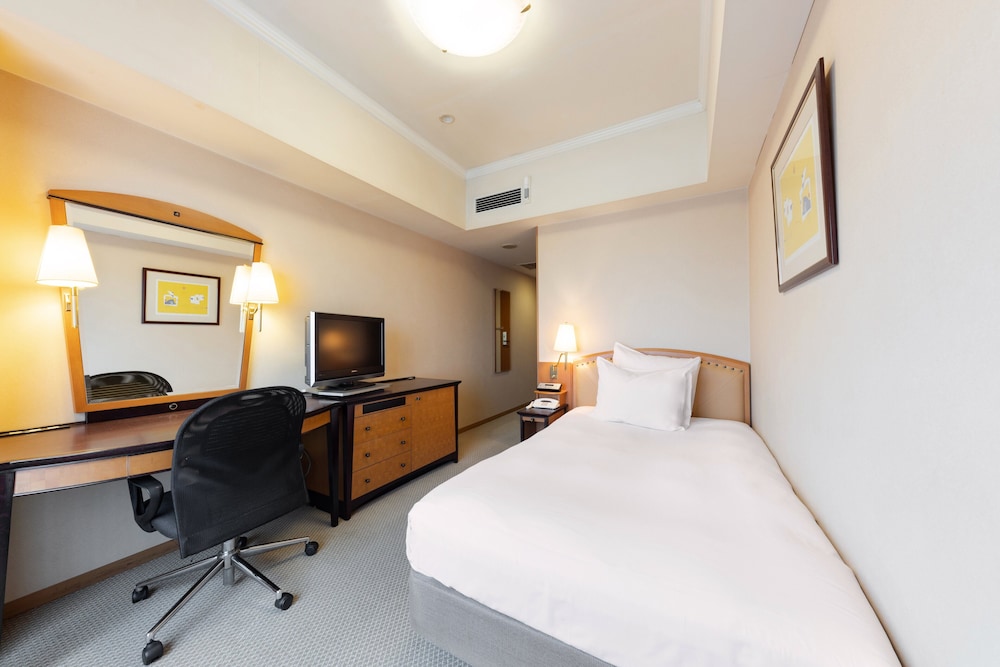 ana crowne plaza toyama