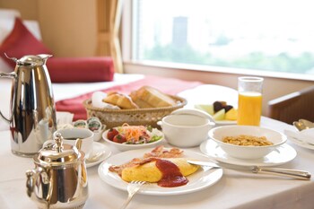 Ana Crowne Plaza Toyama,Toyama Prefecture>>Toyama,4 star