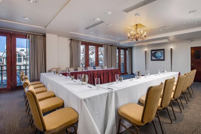 beaver creek lodge autograph collection