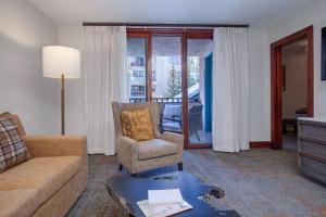 beaver creek lodge autograph collection