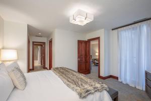 beaver creek lodge autograph collection