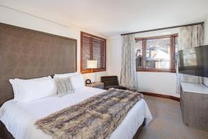 beaver creek lodge autograph collection