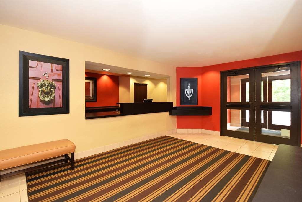 extended stay america suites hampton coliseum