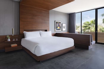 marquee playa hotel