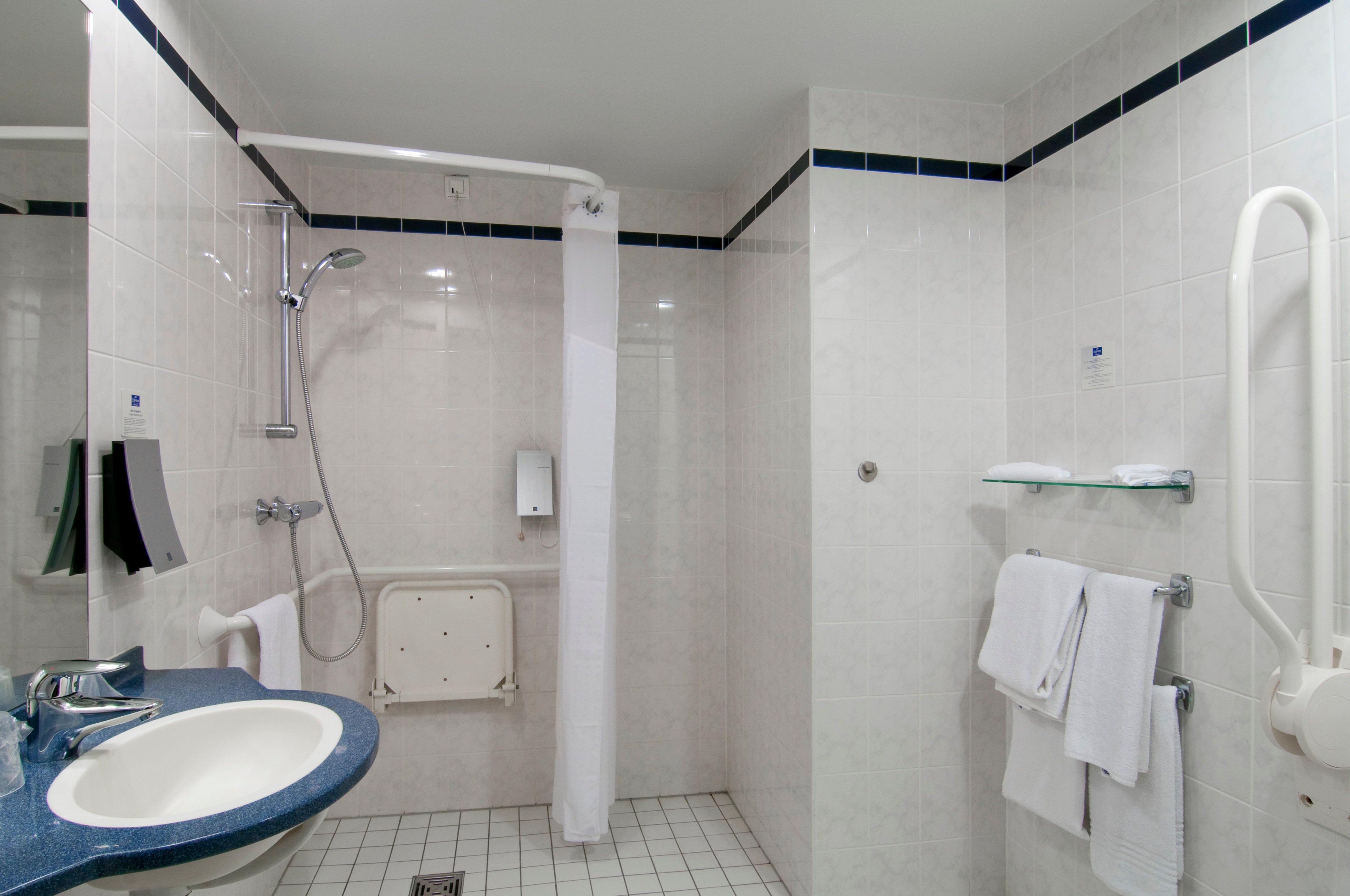 holiday inn express antwerp city north by ihg