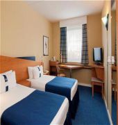 holiday inn express antwerp city north by ihg