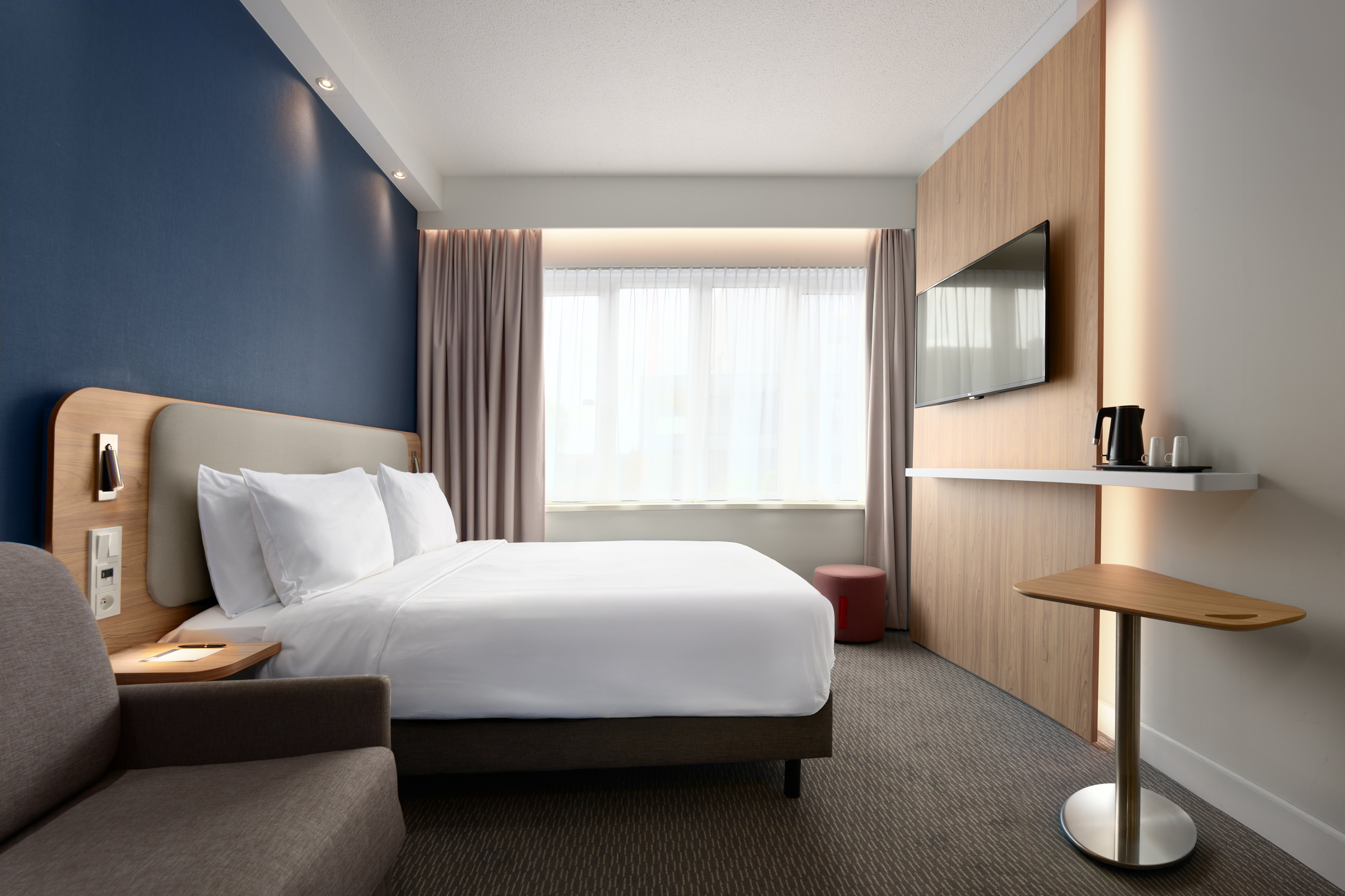 holiday inn express antwerp city north by ihg
