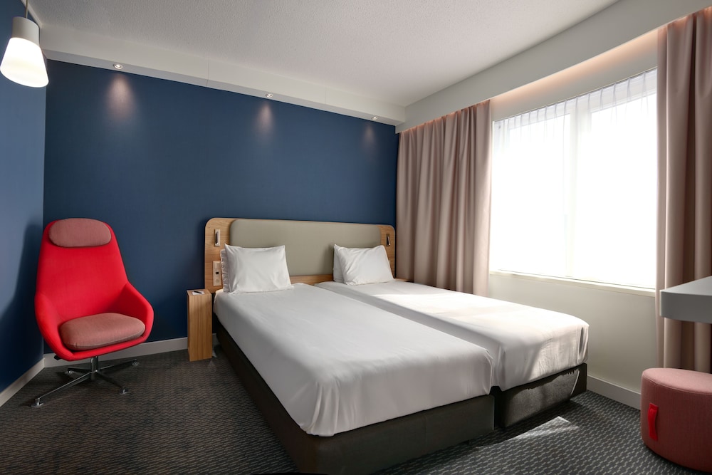 holiday inn express antwerp city north by ihg