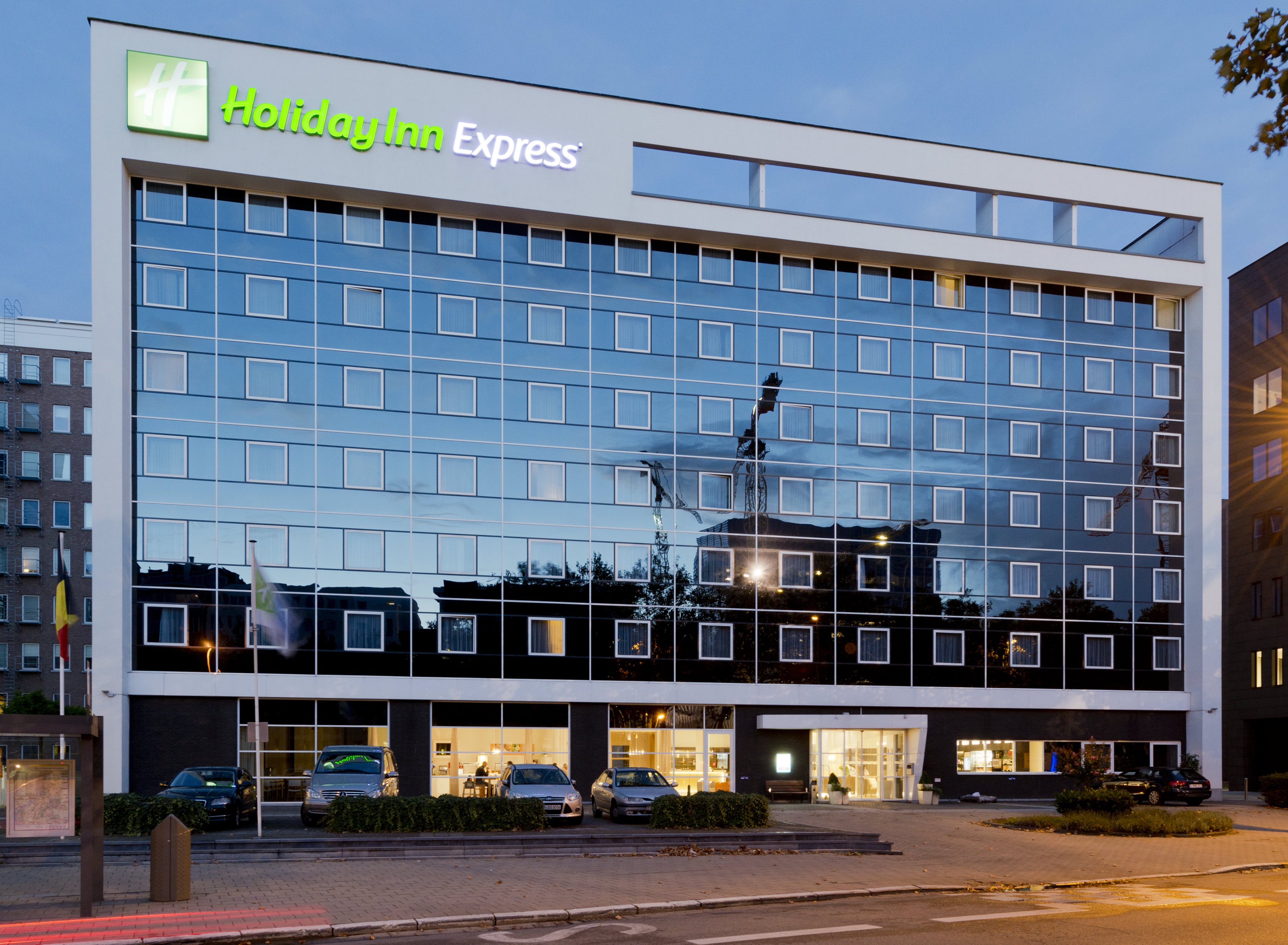 holiday inn express antwerp city north by ihg