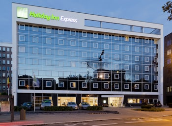 holiday inn express antwerp city north by ihg