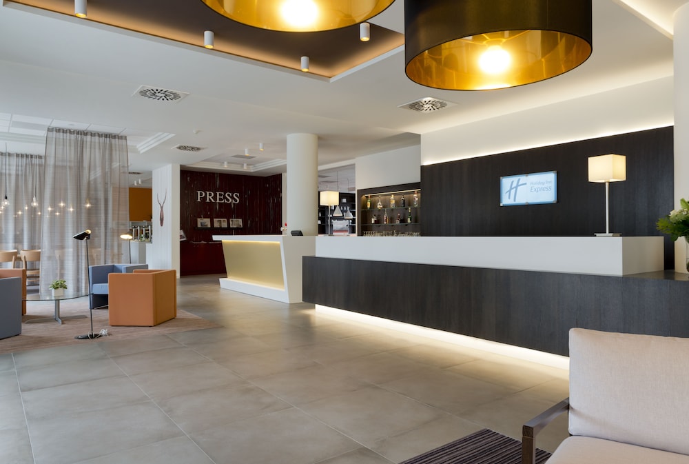 holiday inn express antwerp city north by ihg