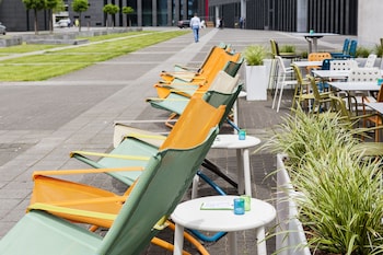 holiday inn express antwerp city north by ihg